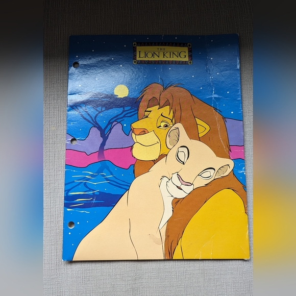 Lion King Folder - Picture 1 of 3